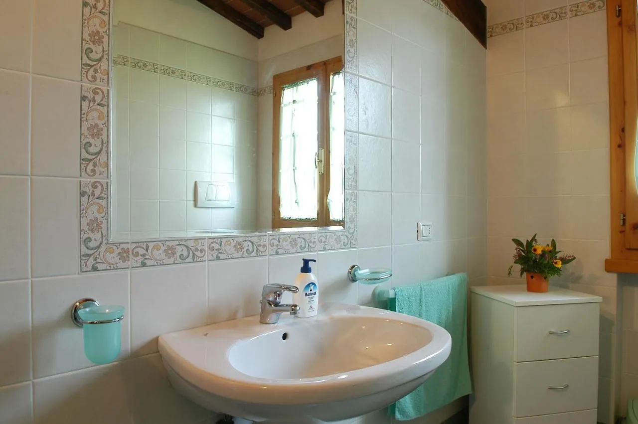 Agriturismo Il Pino - Appartamento Ginepro Gambassi Terme 0*,  Italy
